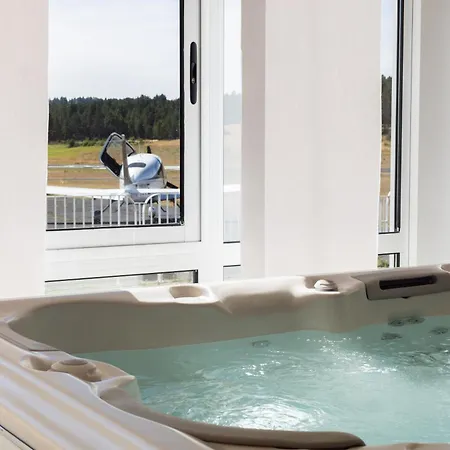 Domaine De Brenoux Suites&spa *